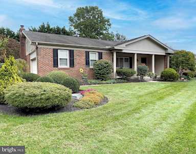 2409 Landon Dr Wilmington, DE 19810
