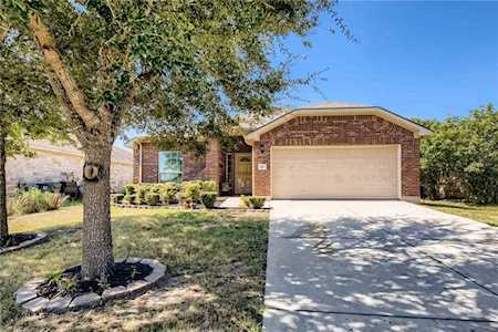 165 Poplarwood DR Kyle, TX 78640