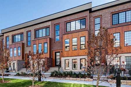 81 Greenbriar Place NW #305 Calgary, AB T3B 6J1