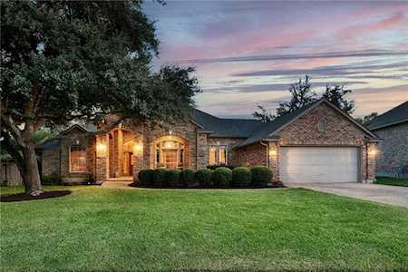 8613 Bryer Creek TRL Austin, TX 78717