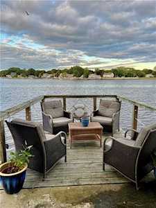 503 County Rd Barrington, RI 02806