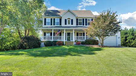 2937 Queensberry Dr Huntingtown, MD 20639