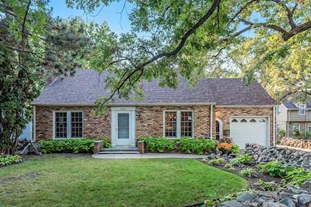 4001 Shoreline Drive Robbinsdale, MN 55422