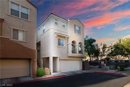 10637 Calf Creek Ct Las Vegas, NV 89129