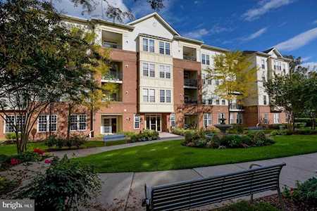 2550 Kensington Gardens #201 Ellicott City, MD 21043