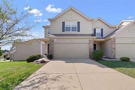 5520 Wavecrest Circle Cottleville, MO 63304