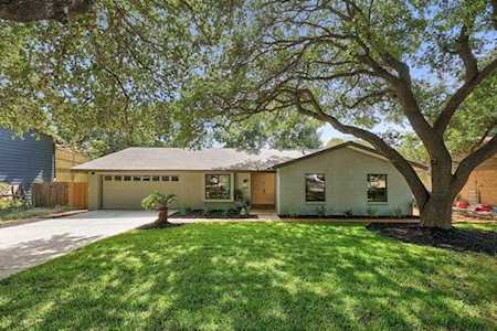 6817 Willamette DR Austin, TX 78723