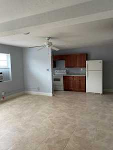 646 Latona Avenue #.2 Lake Worth Beach, FL 33460