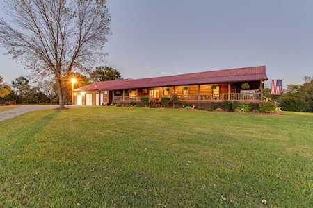 5135 S Commerce Rd Watertown, TN 37184