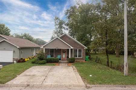 3812 Carver St New Albany, IN 47150