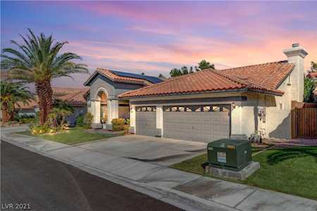 1440 Castle Crest Dr Las Vegas, NV 89117