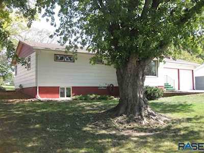 510 Sunset Dr Dell Rapids, SD 57022