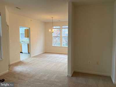 9800 Leatherfern Terrace Gaithersburg, MD 20886
