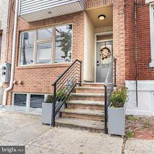 1515 Carpenter St Philadelphia, PA 19146