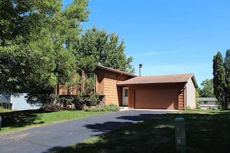 1109 Hillcrest Drive Woodbury, MN 55125