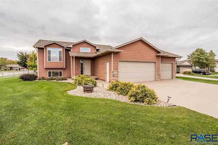 5713 S Kerry Ave Sioux Falls, SD 57106