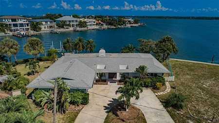 235 Howard Dr Belleair Beach, FL 33786