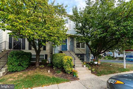 382 Valiant Circle #382 Glen Burnie, MD 21061