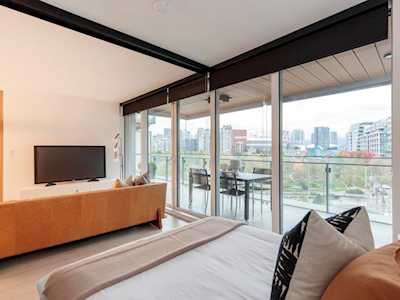 1768 Cook Street #611 Vancouver, BC V5Y 0N3