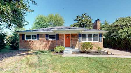 8609 Emrich Ave Louisville, KY 40291