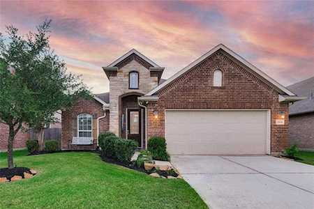 13026 Thorn Valley Ct Tomball, TX 77377