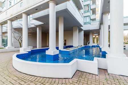 6128 Patterson Avenue #18B Burnaby, BC V5H 4P3