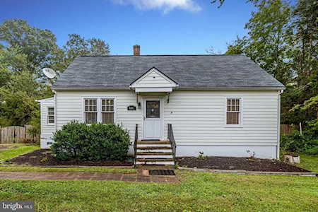 4007 James Madison Haymarket, VA 20169