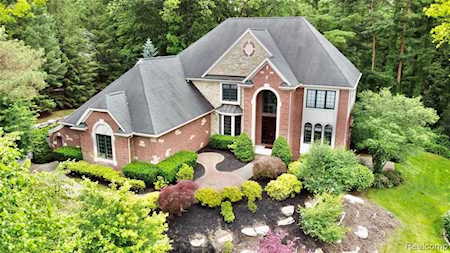 955 Hill Hollow Ln Milford Twp, MI 48381