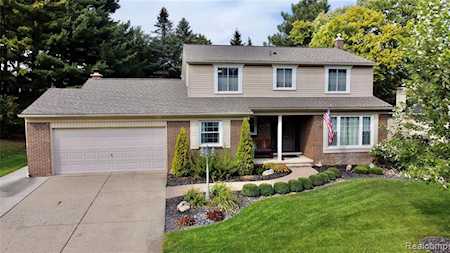 15744 Robinwood Dr Northville Twp, MI 48168