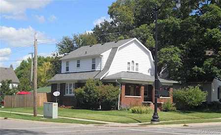 403 E Grand River Ave Fowlerville Vlg, MI 48836