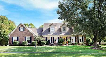 438 Lynnway Dr Winchester, KY 40391