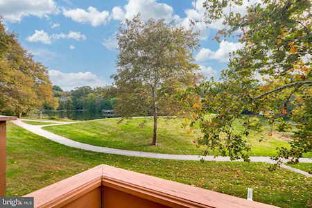 5701 Phelps Luck Dr Columbia, MD 21045