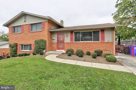 5015 Mccall Rockville, MD 20853
