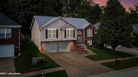5008 Flora Springs Cir Louisville, KY 40299