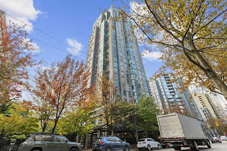 1188 Howe Street #1203 Vancouver, BC V6Z 2S8