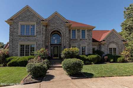 9714 Moorfield Cir Louisville, KY 40241