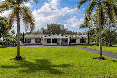 13850 SW 24th St Davie, FL 33325