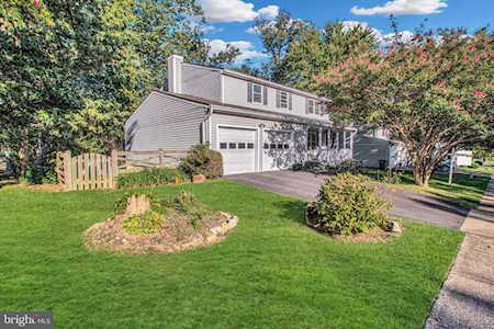 1716 Whitewood Ln Herndon, VA 20170