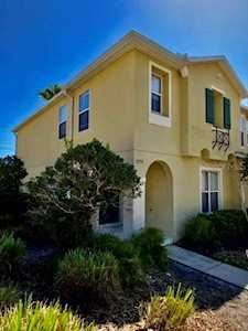 1997 Searay Shore Dr Clearwater, FL 33763