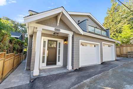 5860 Alma Street Vancouver, BC V6N 1Y4