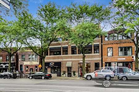 2110 W Roscoe St #2 Chicago, IL 60618