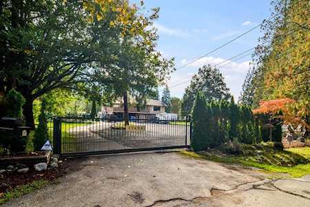 25494 117 Avenue Maple Ridge, BC V4R 1B2