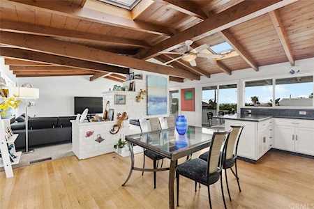 326 Holmwood Dr Newport Beach, CA 92663