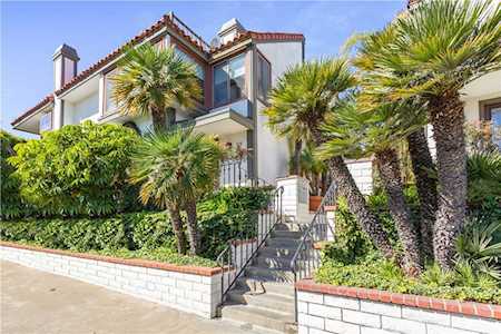 211 19th St #3 Newport Beach, CA 92663