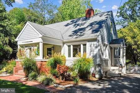 1008 Pinecrest Dr Annapolis, MD 21403