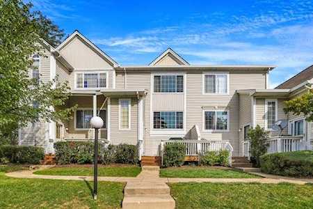 6254 Nugget Circle #5-3 Hanover Park, IL 60133