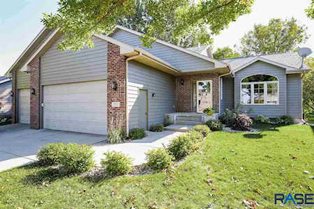 7712 S Hughes Ave Sioux Falls, SD 57108