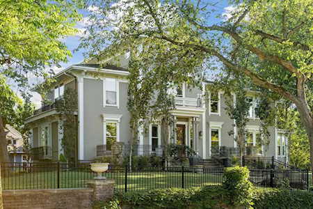 1903 Mount Curve Avenue Minneapolis, MN 55403