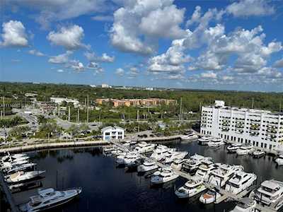 17111 Biscayne Blvd #1403 North Miami Beach, FL 33160