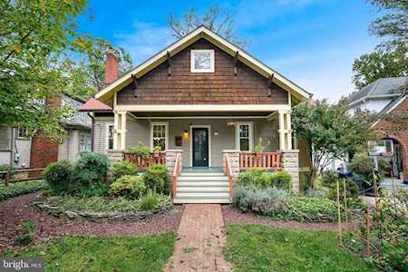 11 Cleveland Ave Takoma Park, MD 20912